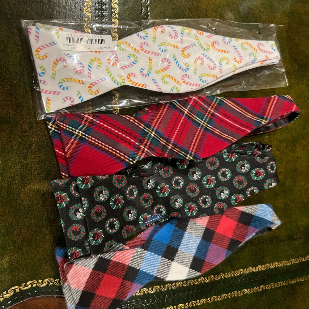 The Tie Bar HOLIDAY CHRISTMAS Bow Ties
